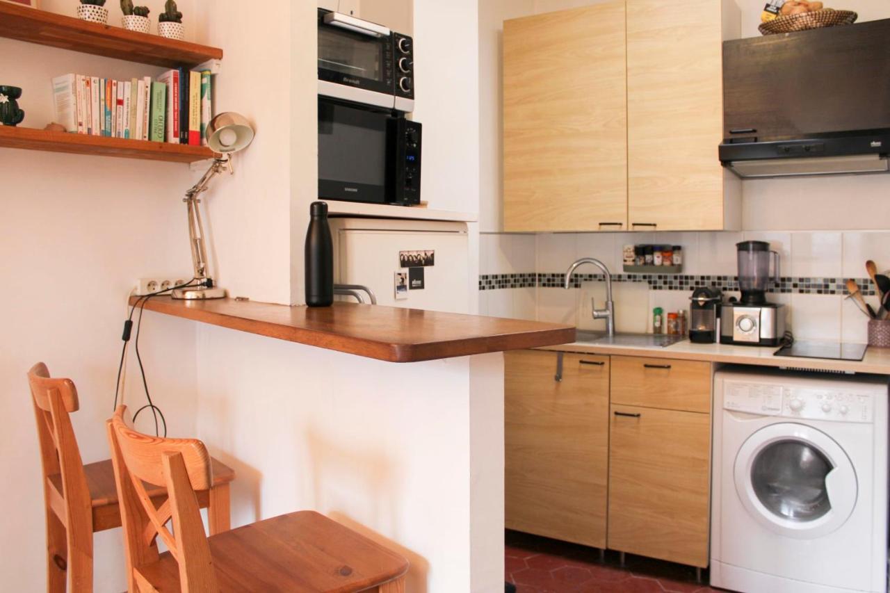 Apartment Bright 28m Overlooking The Rooftops Paris
