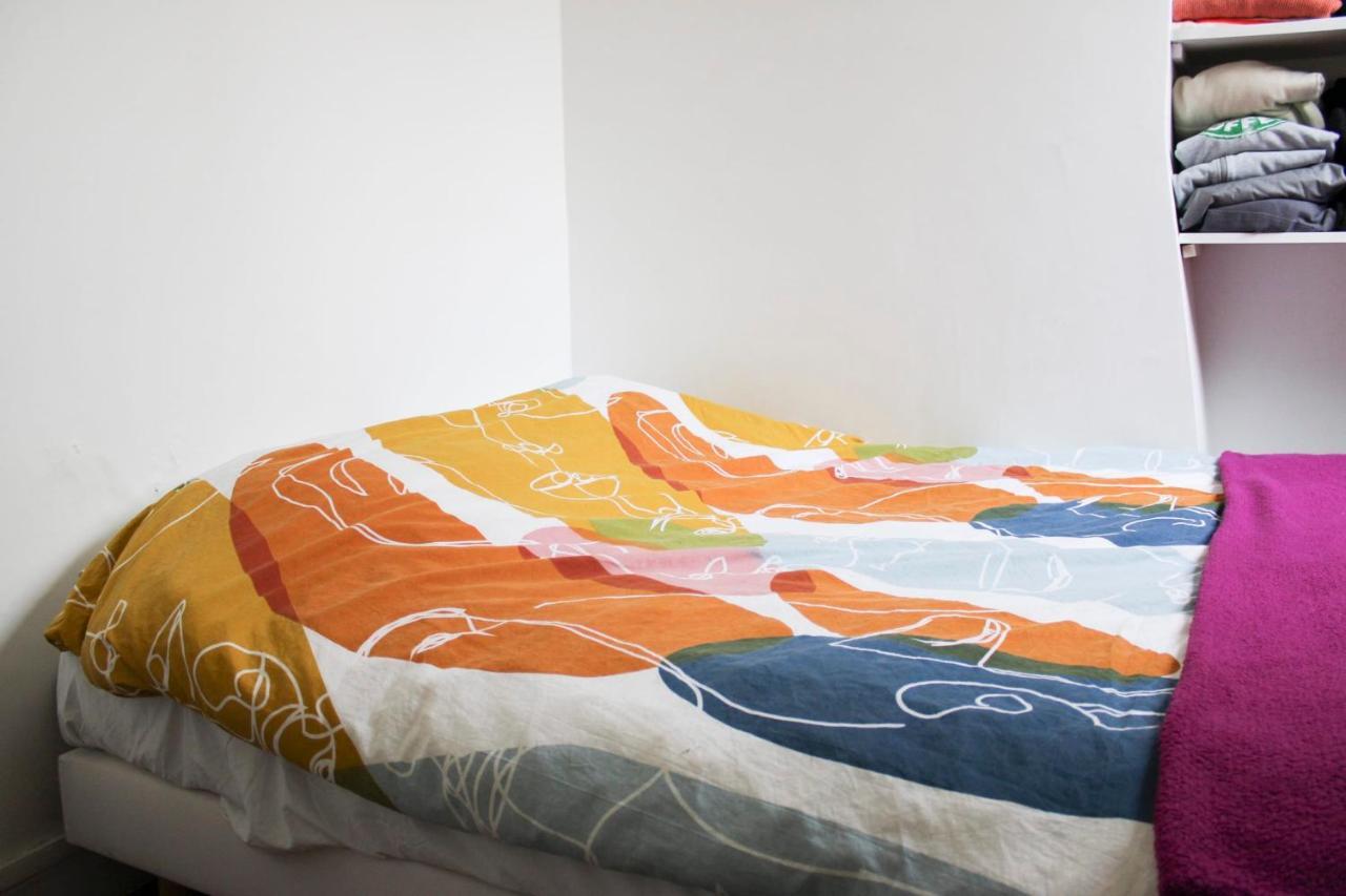 Bright 28m Overlooking The Rooftops * Paris